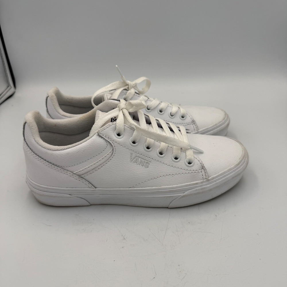 Vans Women White Leather Low Top Sneakers Skate Shoes Size 6 500714